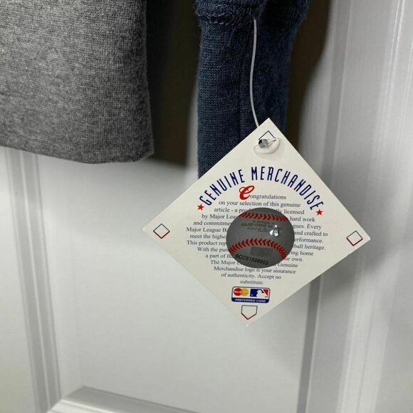 MLB Detroit Tigers Full Zip Hooded Jacket - Picture 3 of 5